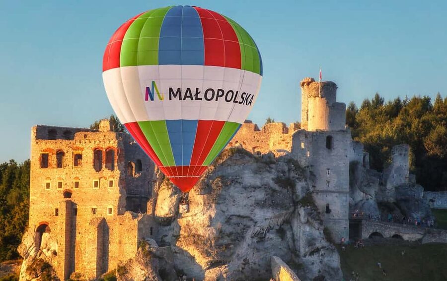 Kraków: Private Hot Air Balloon Flight with Champagne - Is this private balloon ride worth booking?