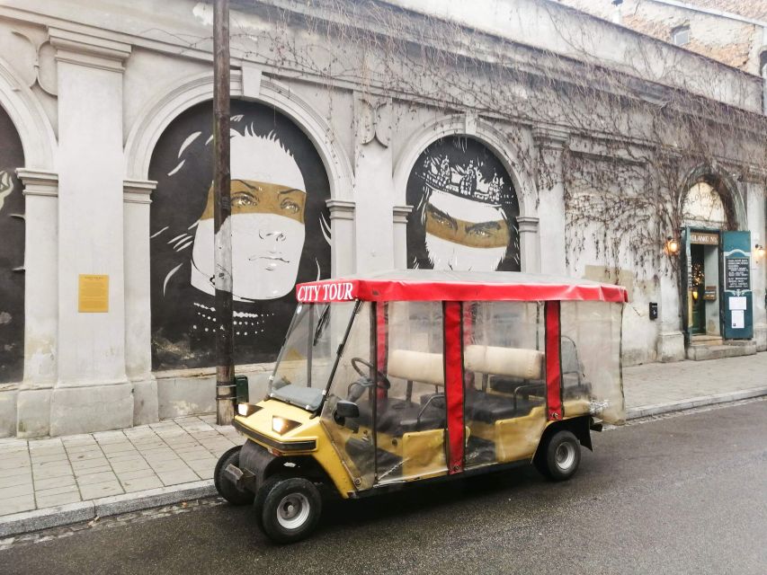 Krakow: Private Sightseeing Tour by Electric Car - Comfort in cold, rain, and evening conditions