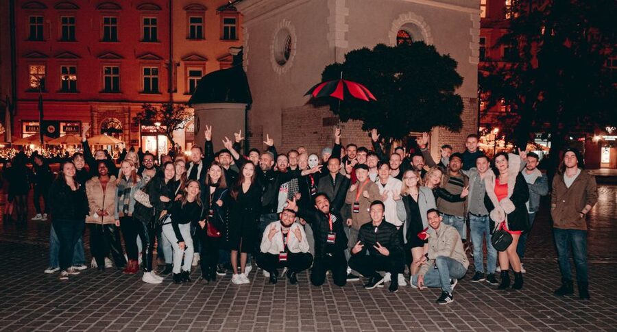 Krakow: Pub Crawl with 1 Hour of Unlimited Alcoholic Drinks - Meeting beneath St. Wojciech Church