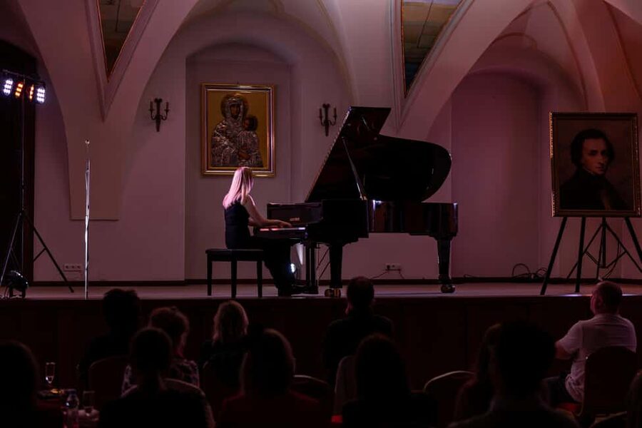 Kraków: Romantic Candlelight Chopin Piano Concert - Why the 17th-century church matters
