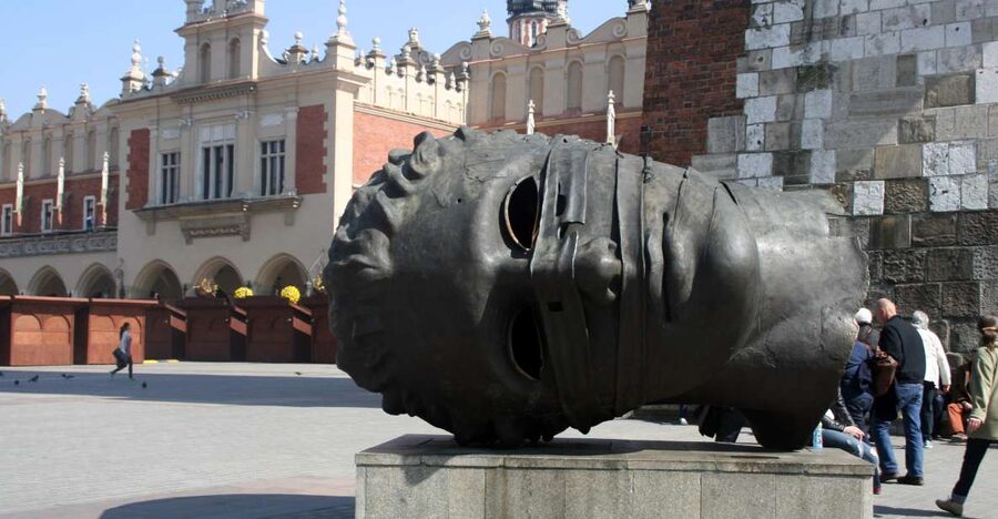 Krakow: Rynek Underground Guided Tour with Skip-the-Line - Roads, trade, and ordinary work