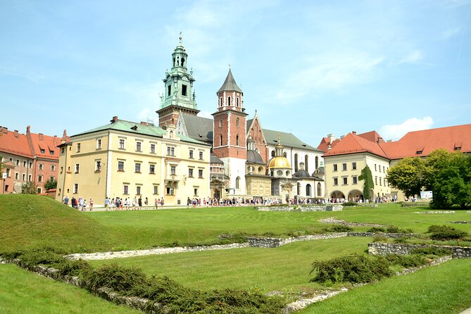 Krakow's Essential Tour of the Old Town and Wawel Castle - The Barbican and the medieval entrance to Krakow