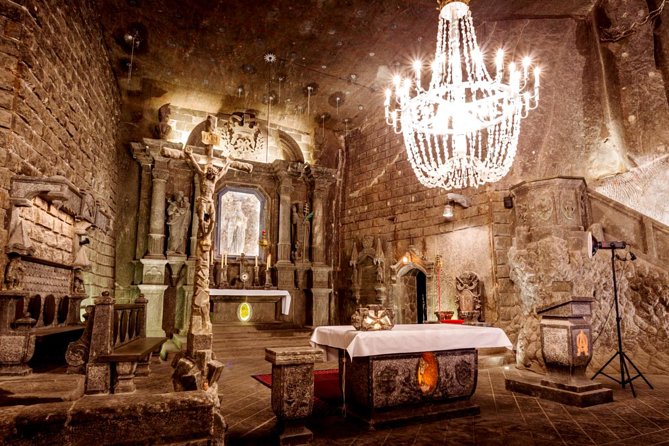 Krakow Salt Mine Guided Tour - The 30-minute ride to Wieliczka