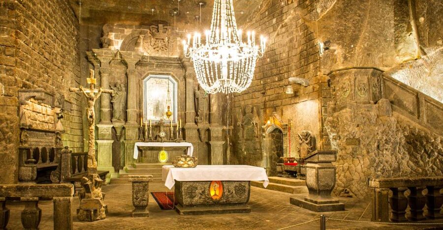 Krakow: Salt Mine Wieliczka Guided Tour Hotel Pickup - The guide and the pace inside the mine
