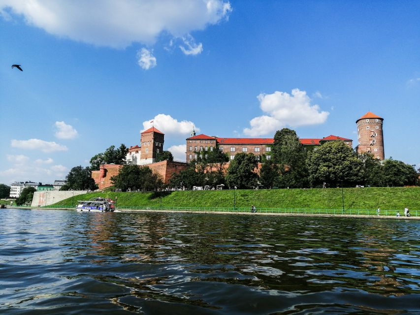 Krakow: Scenic River Cruise - Wawel Hill from the Vistula