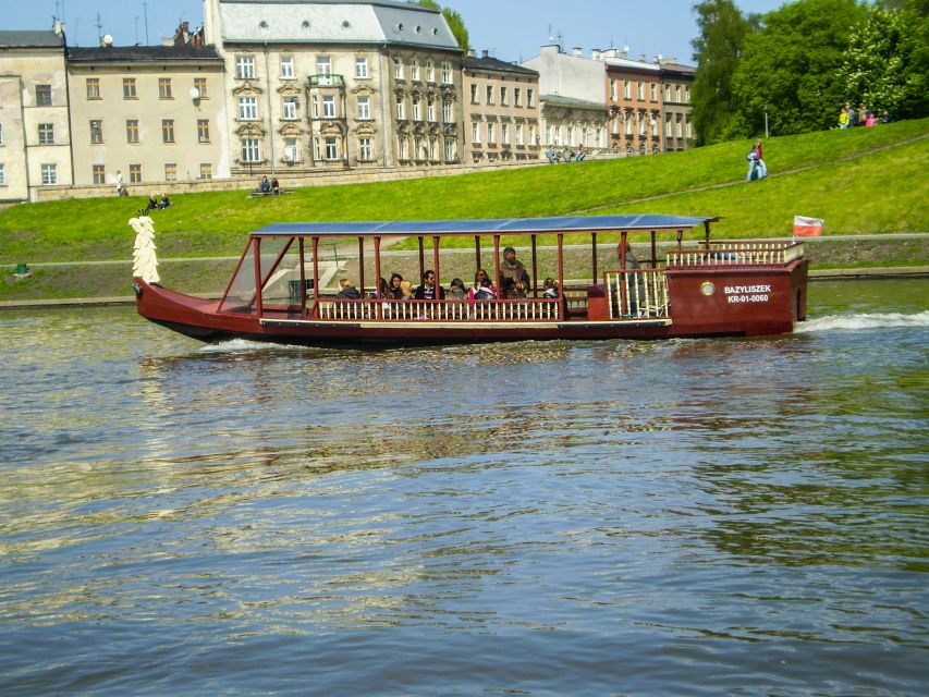 Krakow: Scenic River Cruise - Starting near Wawel at Przystań Maja i Gucio