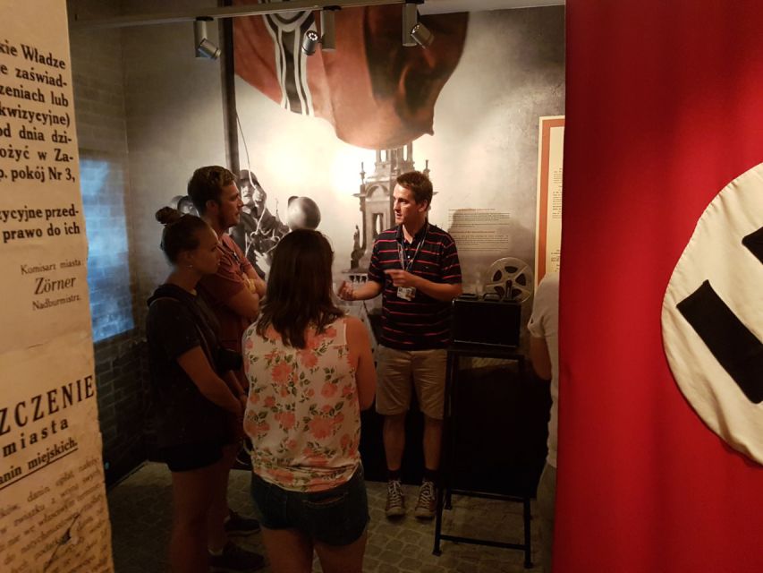 Krakow: Schindler’s Factory Guided Tour with Ticket - Meeting the guide outside the museum