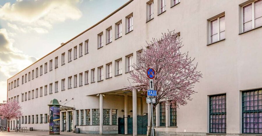 Krakow: Schindler's Factory Guided Tour - From enamel works to wartime museum