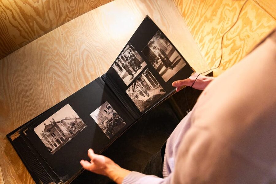 Krakow: Schindler's Factory Ticket with Guided Tour Option - Crowds, timing, and the 1.5-hour format