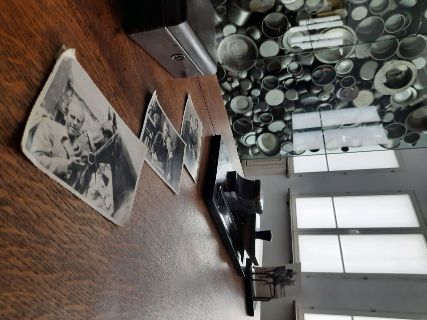 Krakow: Schindler's Factory Tour with Entrance Ticket - Why a guide is worth paying for here