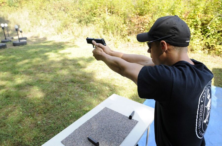 Krakow: Shooting Session - Who will enjoy this Krakow activity?