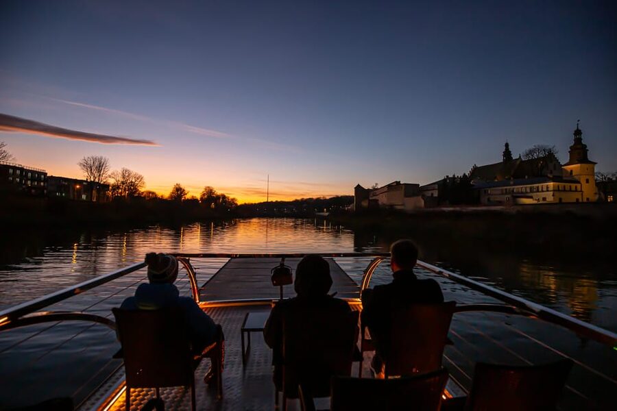 Krakow: Sightseeing Cruise on Vistula River with Audio Guide - From the Church on the Rock to Wawel’s Dragon