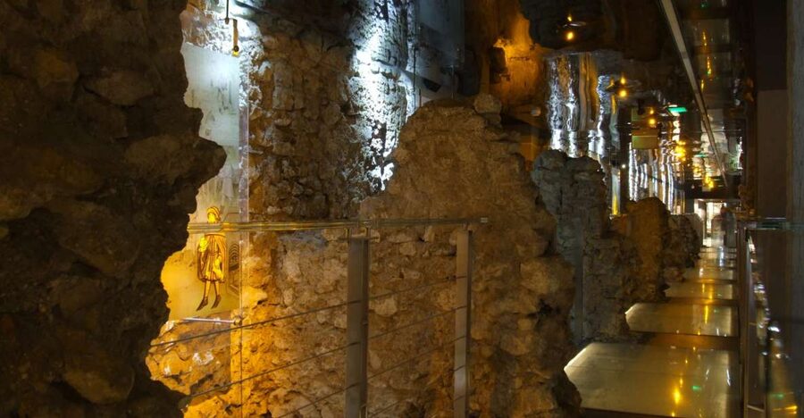 Krakow: Skip the Line Underground Museum and Old Town - Price, timing, and practical value