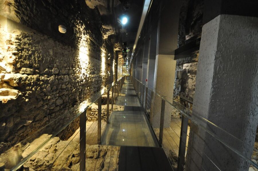 Krakow: Skip the Line Underground Museum and Old Town - FAQ