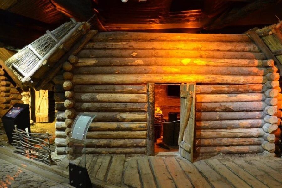 Krakow: Skip the Line Underground Museum Private Guided Tour - Who Will Get the Most From This Tour