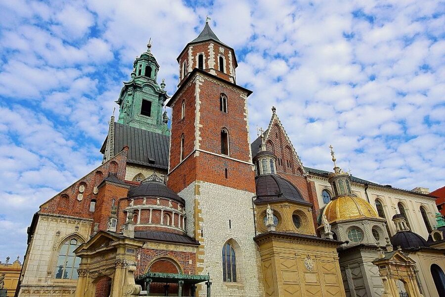 Krakow: Skip-the-Line Wawel Castle & Old Town Guided Tour - How the Four to Five Hours Feel