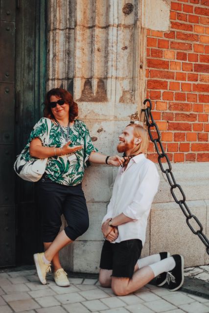 Krakow: Spooky Tales Guided Walking Tour - Key points at a glance