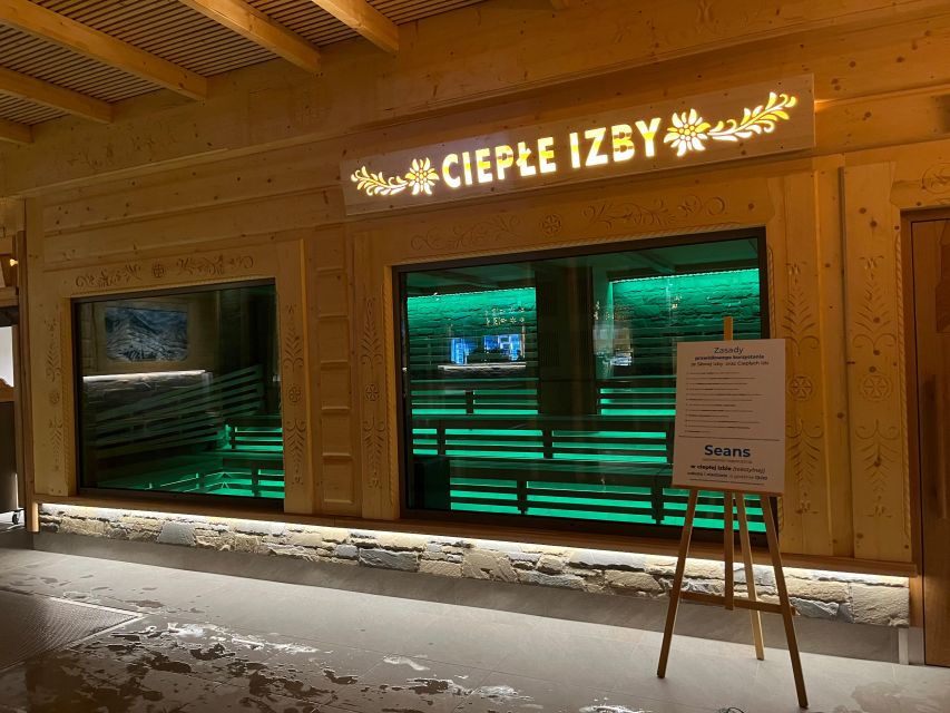 Krakow: Trip to Chocholow Thermal Baths in Tatra Mountains - The 105-minute journey south