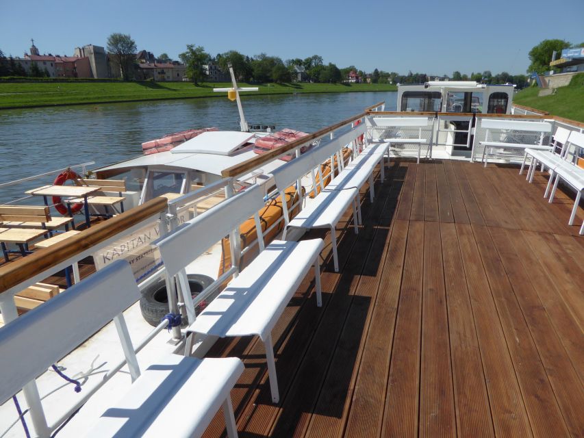 Krakow: Vistula River Panoramic Boat Tour ️ - Returning past Kazimierz and Podgórze