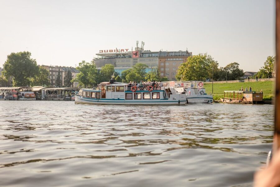 Krakow: Vistula River Sightseeing Cruise ️ - Why the frequent departures matter