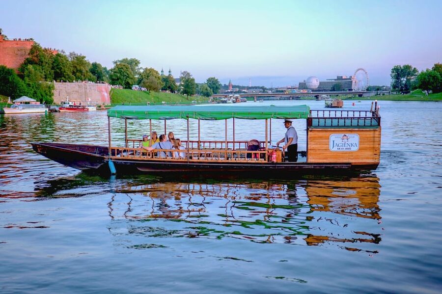 Krakow: Vistula River Sightseeing Cruise ️ - Is $16 good value?