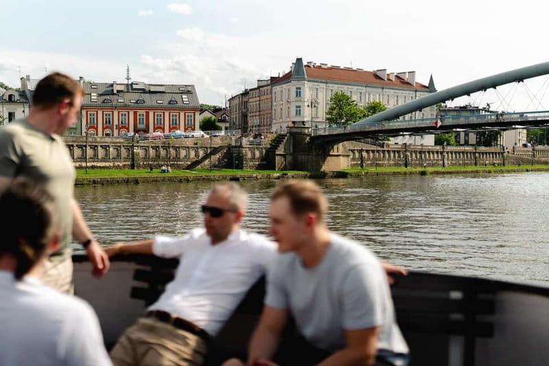 Krakow: Vistula River Sightseeing Cruise with Audio Guide - How useful is the audio guide?