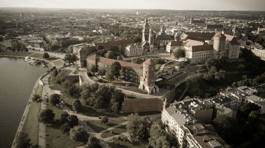 Krakow: Wawel Castle Guided Tour - Key points to know before booking