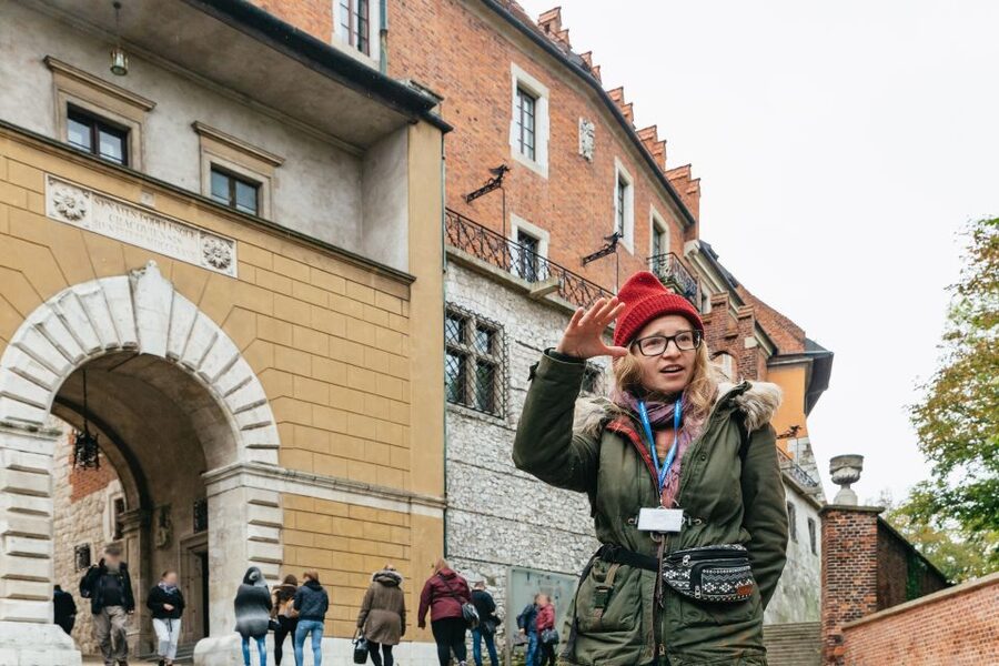 Krakow: Wawel Royal Hill with Optional Castle and Cathedral - Sandomierska Tower and the route to the dragon cave