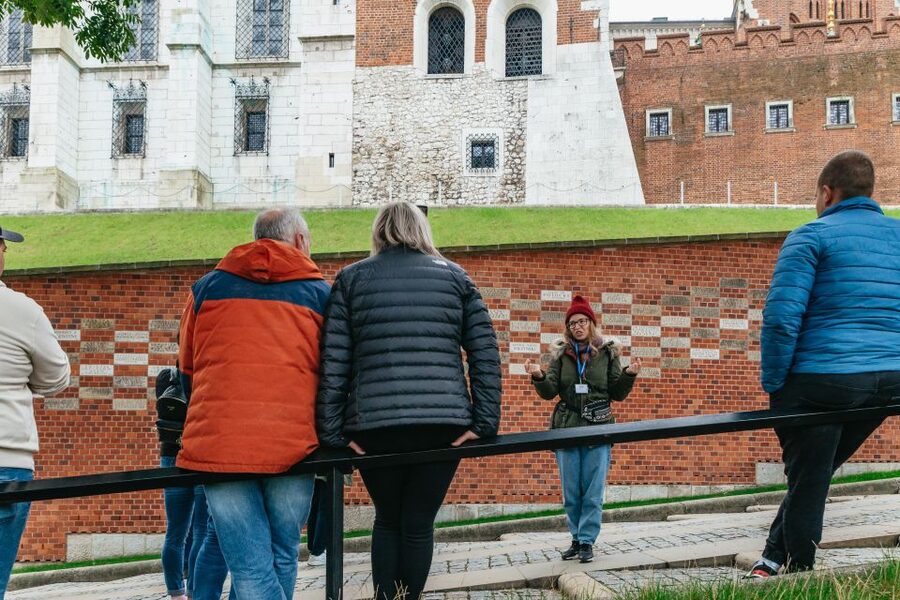 Krakow: Wawel Royal Hill with Optional Castle and Cathedral - Is $19 a fair price?