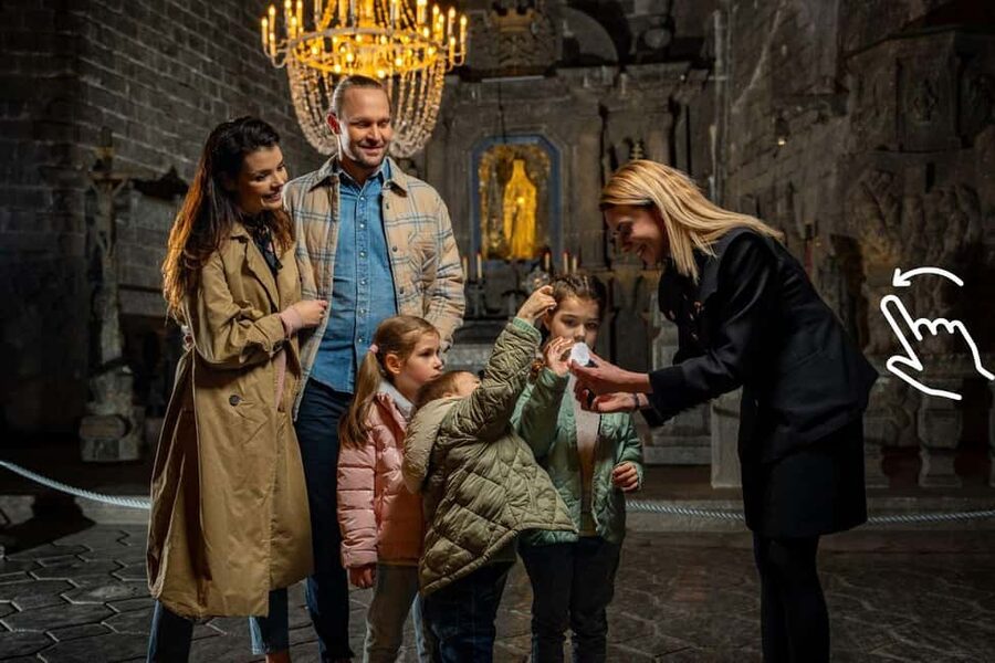 Krakow: Wieliczka Salt Mine Guided Tour with Hotel Transfer - The Szola lift back to the surface