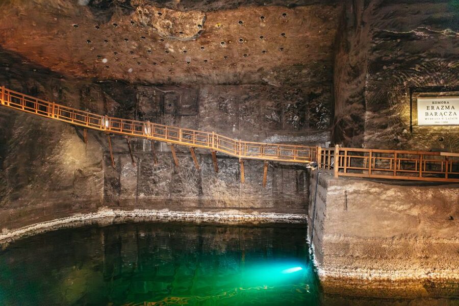 Krakow: Wieliczka Salt Mine Guided Tour with Transport - Key points before you book