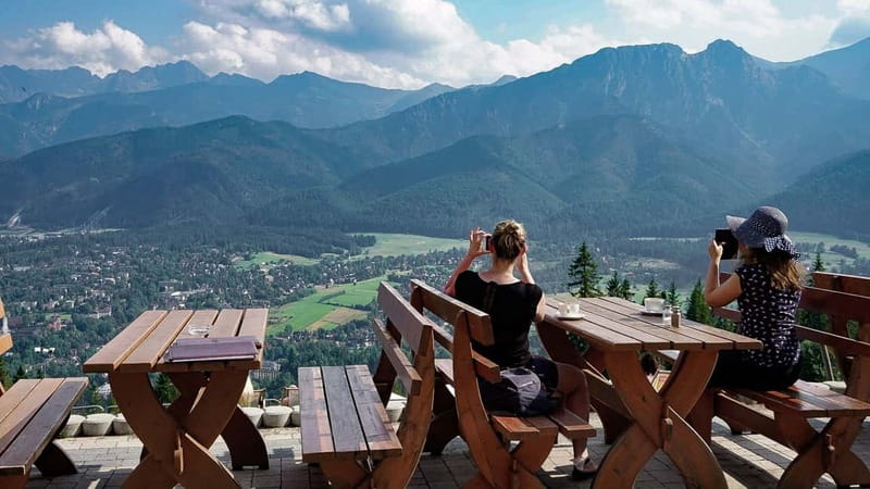 Krakow: Zakopane Cable Car, Spirits, Tasting & Thermal Baths - From Krakow to the wooden village of Chocholow