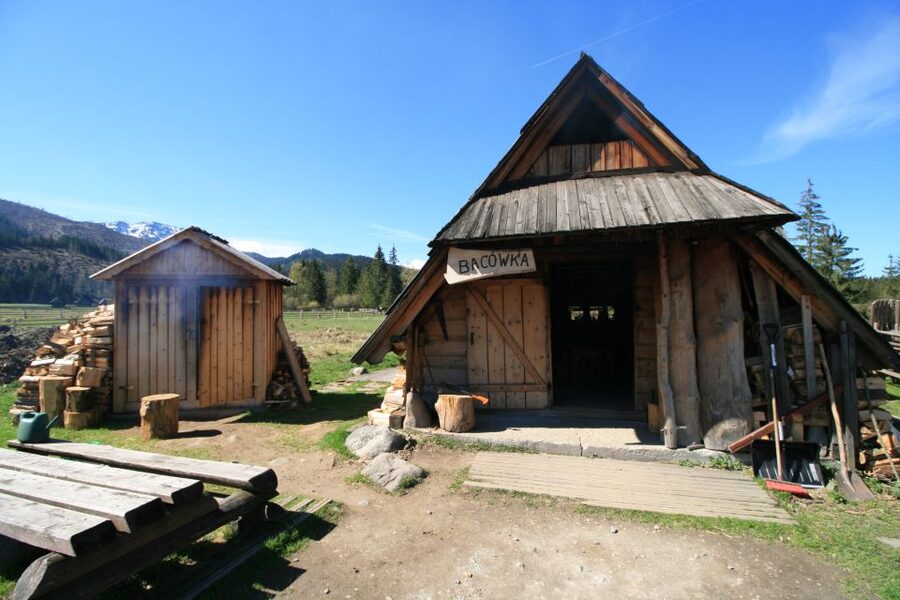 Krakow: Zakopane Day Tour with Optional Thermal Baths - Riding the Gubałówka funicular above Zakopane