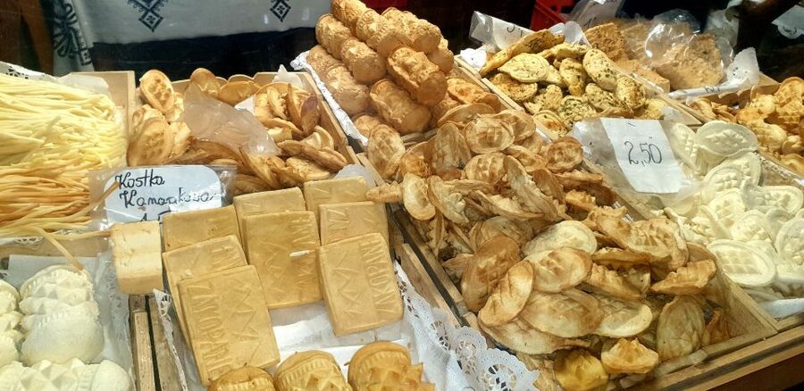 Krakow: Zakopane, Funicular, Cheese, and Highland Day Trip - Oscypek at a traditional bacówka