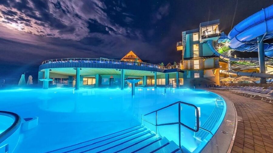 Krakow: Zakopane, Gubałówka & Thermal Baths – Full-Day Tour - Two and a half hours at Chochołowskie Thermal Baths
