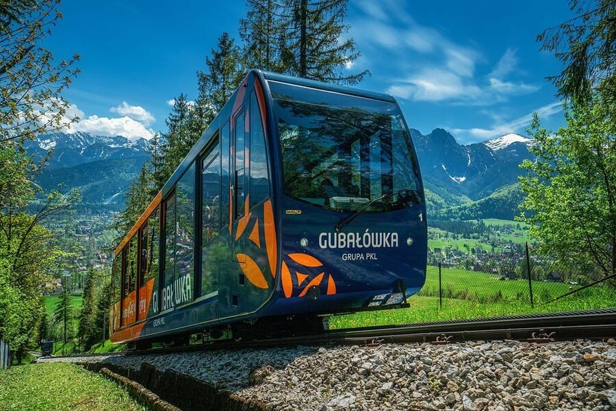 Krakow: Zakopane Tatra Mountains, Cable Car, Local Tasting - Chocholow: A Village Built in Wood