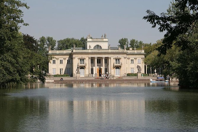 Lazienki Park + Museum of King Jan III's Palace at Wilanow:Small group /Pick-up/ - Why these two royal sites work well together