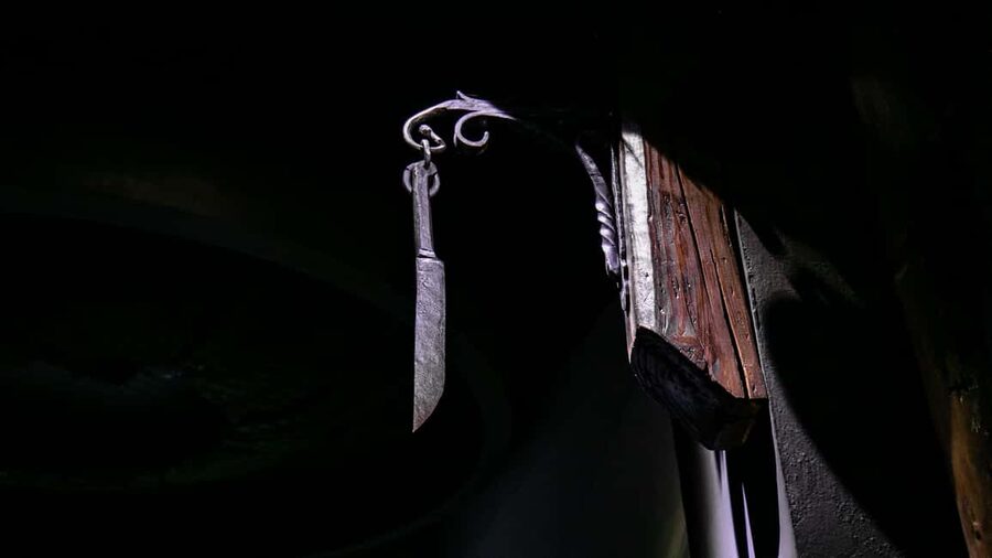 Legends of Cracow ROBOTIC SHOW - Kinga, the Wieliczka Salt Mine, and legends beyond central Krakow