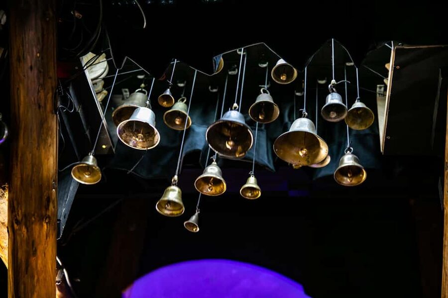 Legends of Cracow ROBOTIC SHOW - St. Mary’s Towers, the Hejnal, and the sound of Krakow