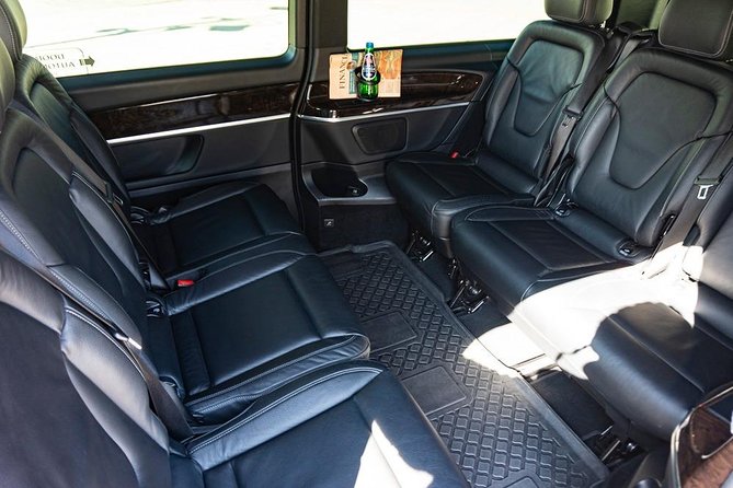 Luxury Warsaw Chopin Airport Transfer by private Minivan car - Flight monitoring and an hour of waiting