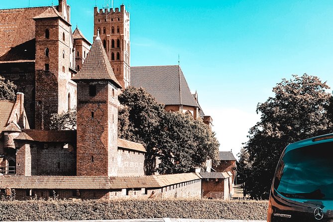 Malbork Castle regular tour - Can you hear the guide?