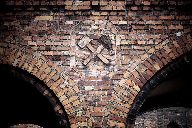 Nikiszowiec Industrial District Private Tour - Starting at St. Anne’s Church