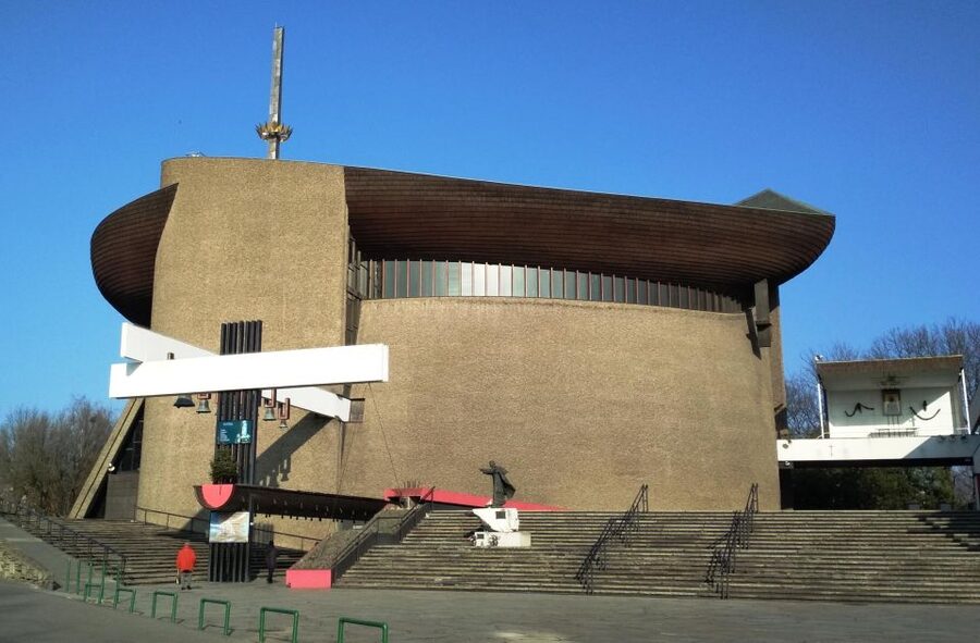 Nowa Huta – a guided tour of a utopian socialist city - What the two-hour format does well
