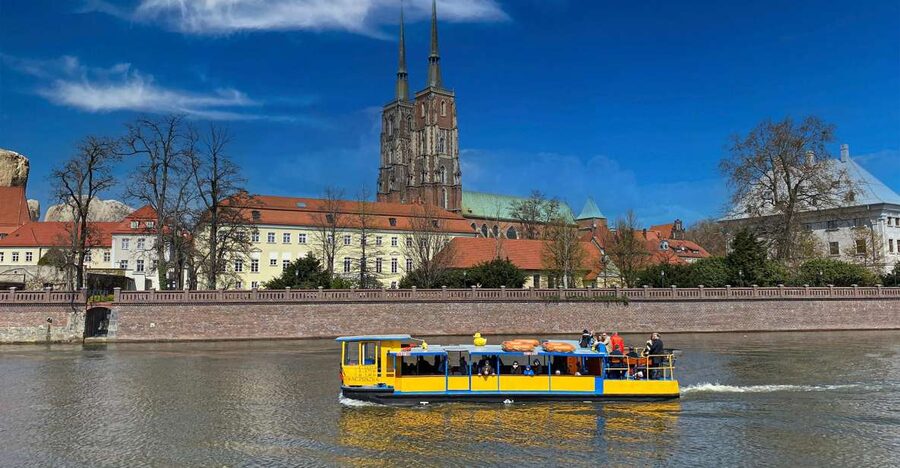 Oder river cruise and walking tour of Wroclaw - Wroclaw University and Aula Leopoldina