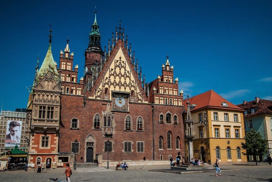 Oder river cruise and walking tour of Wroclaw - Bridges, Locks, and the View From the Water