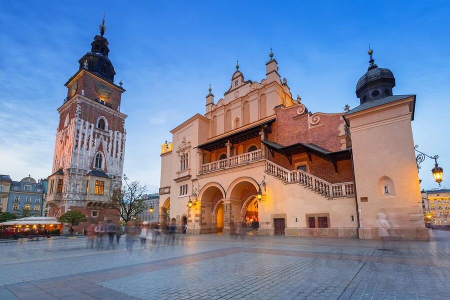 Old Town, St. Mary's Basilica and Rynek Underground Tour - Is $63 a fair price?