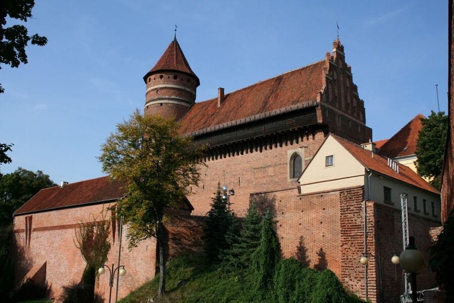 Olsztyn Old Town Highlights Private Walking Tour - Market Square and the city’s everyday face