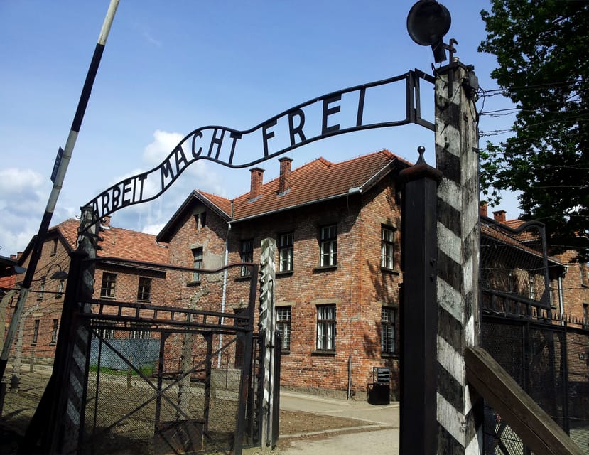 Oswiecim: Auschwitz-Birkenau Skip-the-Line Entry Tickets - Birkenau, where size becomes part of the lesson