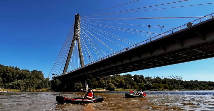 Packrafting kayaking guided tour Vistula river Warsaw Poland - Why the Vistula is the star of this Warsaw tour