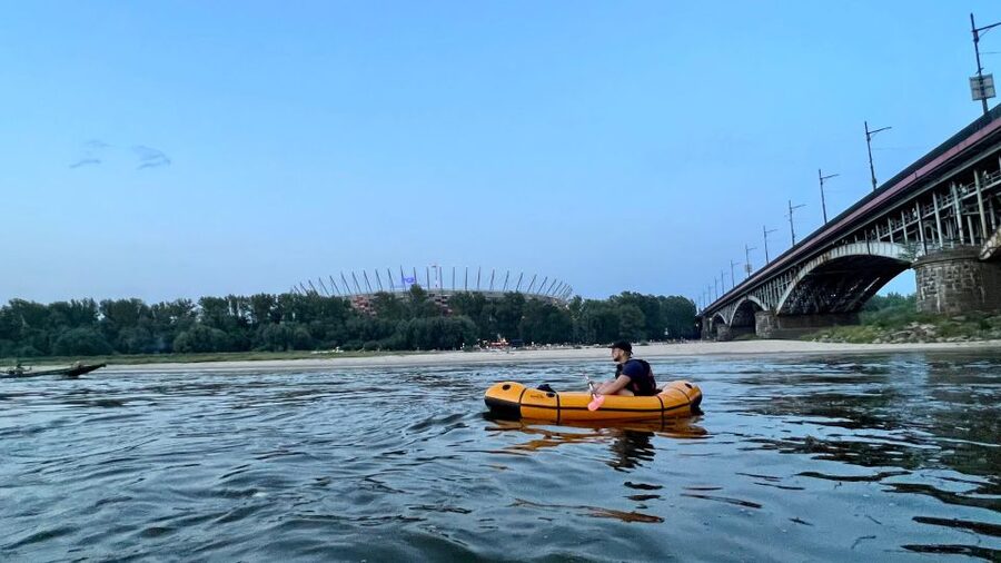 Packrafting kayaking guided tour Vistula river Warsaw Poland - Who will enjoy this most
